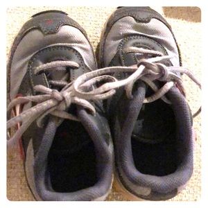 Toddler Nike Tennis Shoes 8c